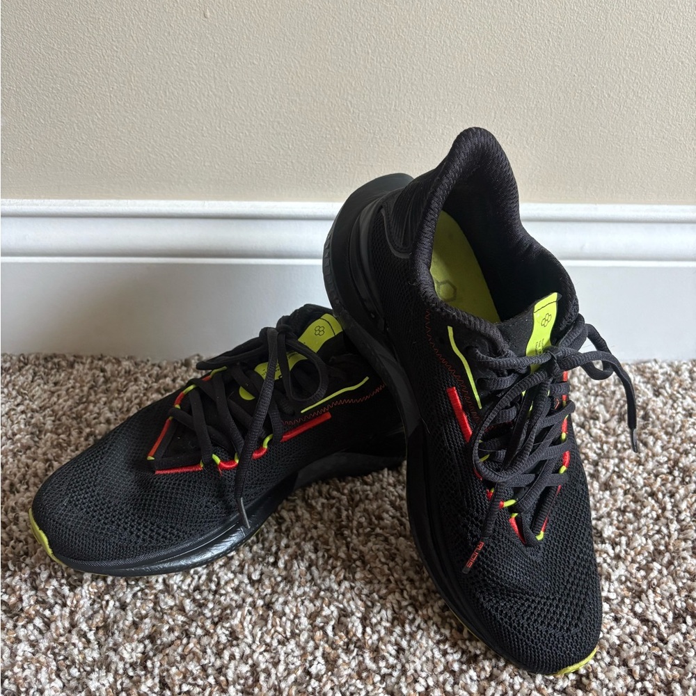 Rudis Volt Cross Trainer